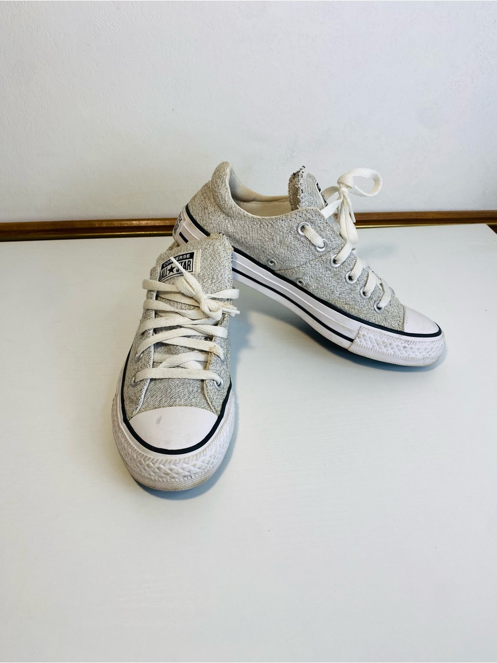 Converse Chuck Taylor All Star Madison Women's Size 7 Gray Low Top Shoes 549700F